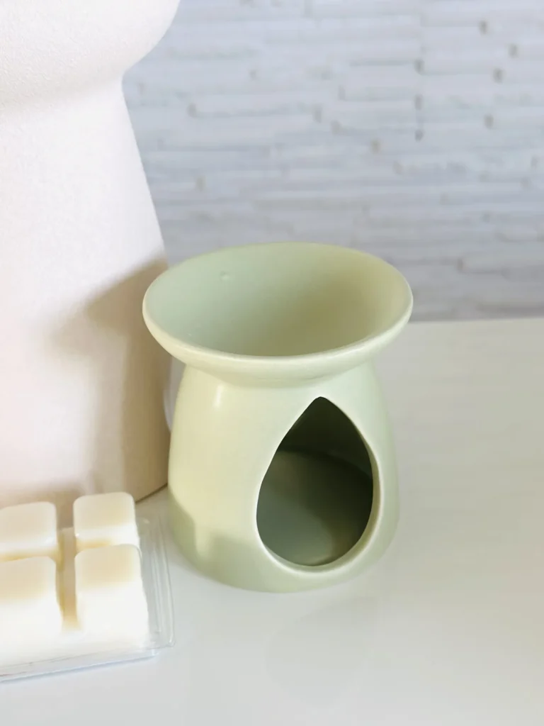Kominek ceramiczny do wosków zapachowych, pistacjowy