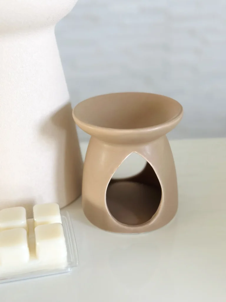 Kominek ceramiczny do wosków zapachowych, brązowy