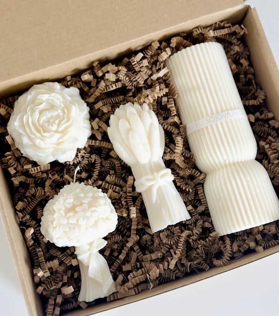 Zestaw 4 świec sojowych w pudełku dla babci