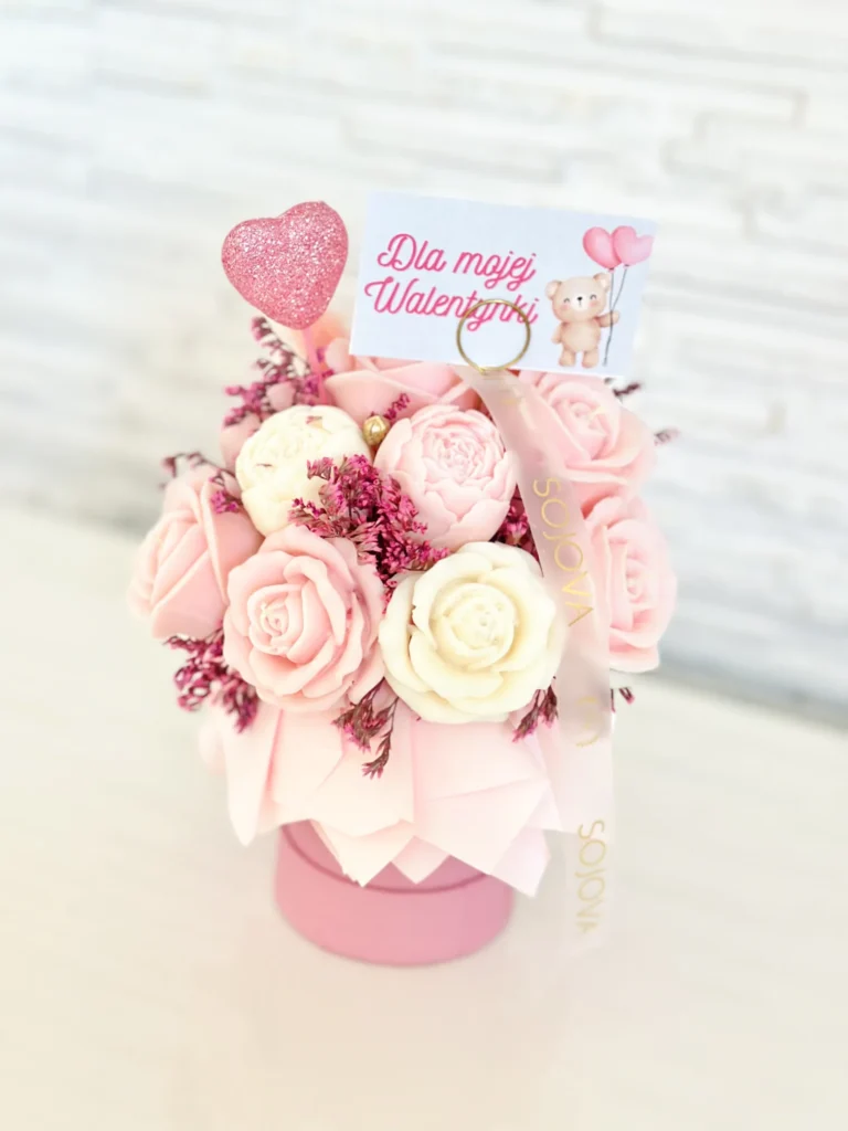 Walentynkowy flowerbox różowy rozmiar XS