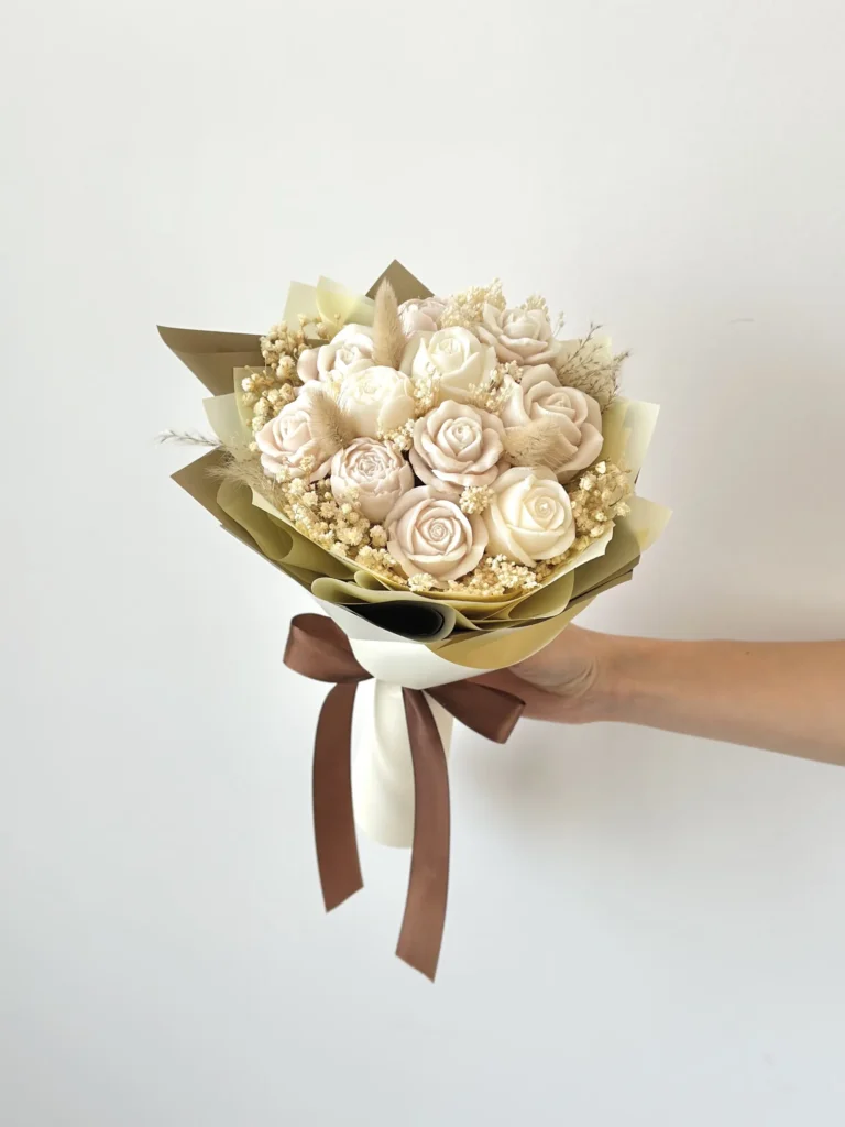 Bukiet ze świec sojowych, beżowo-kremowy